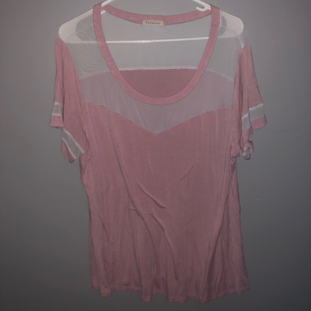 Basic t-shirts & Basic 3/4 length slit sleeve.